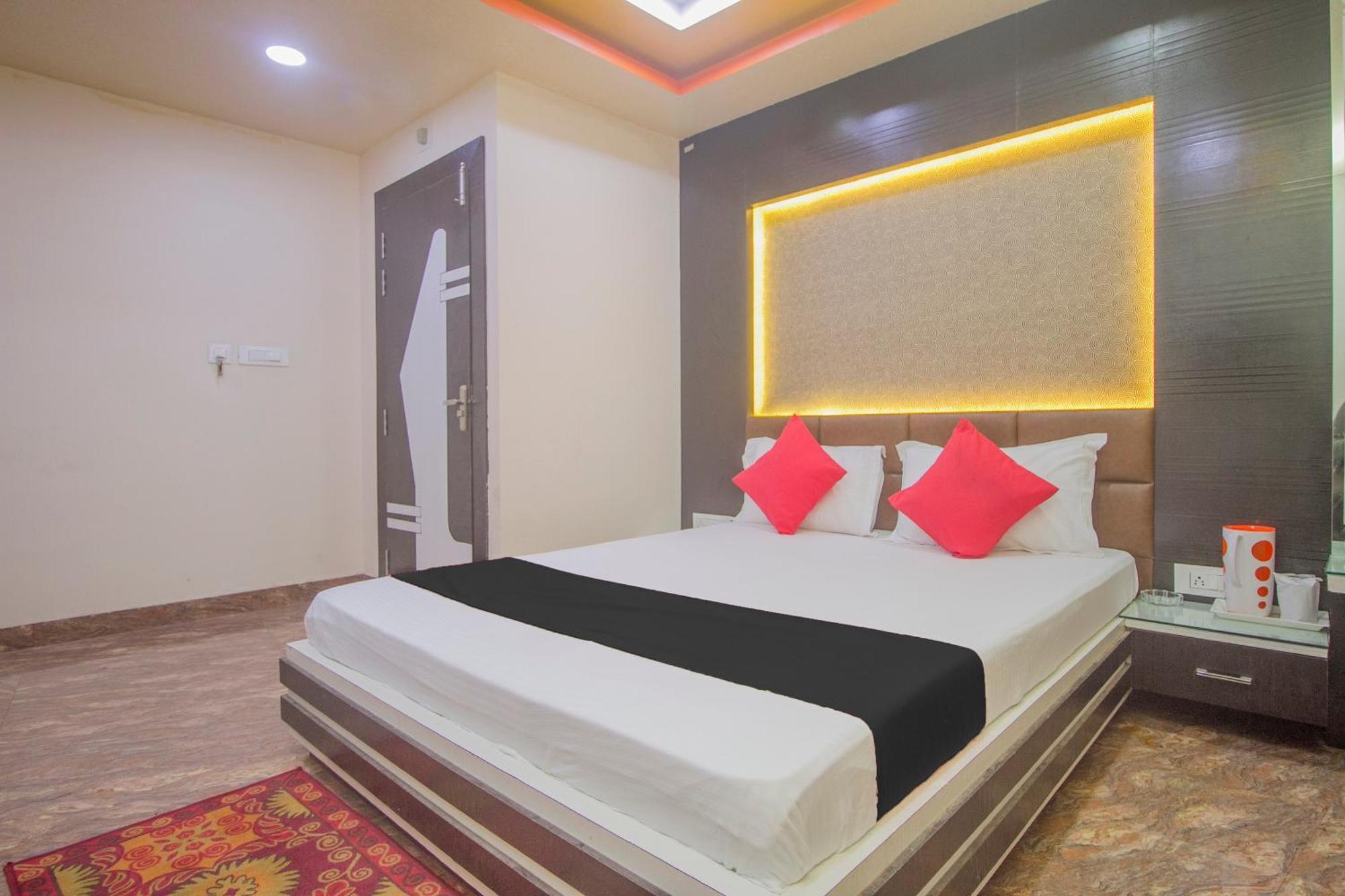 Capital O Stay In Koch Bihar Екстер'єр фото